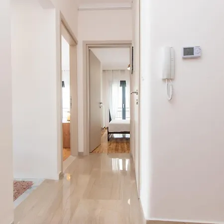 Houseloft Urban Retreat Apartment Thessaloniki Exterior photo