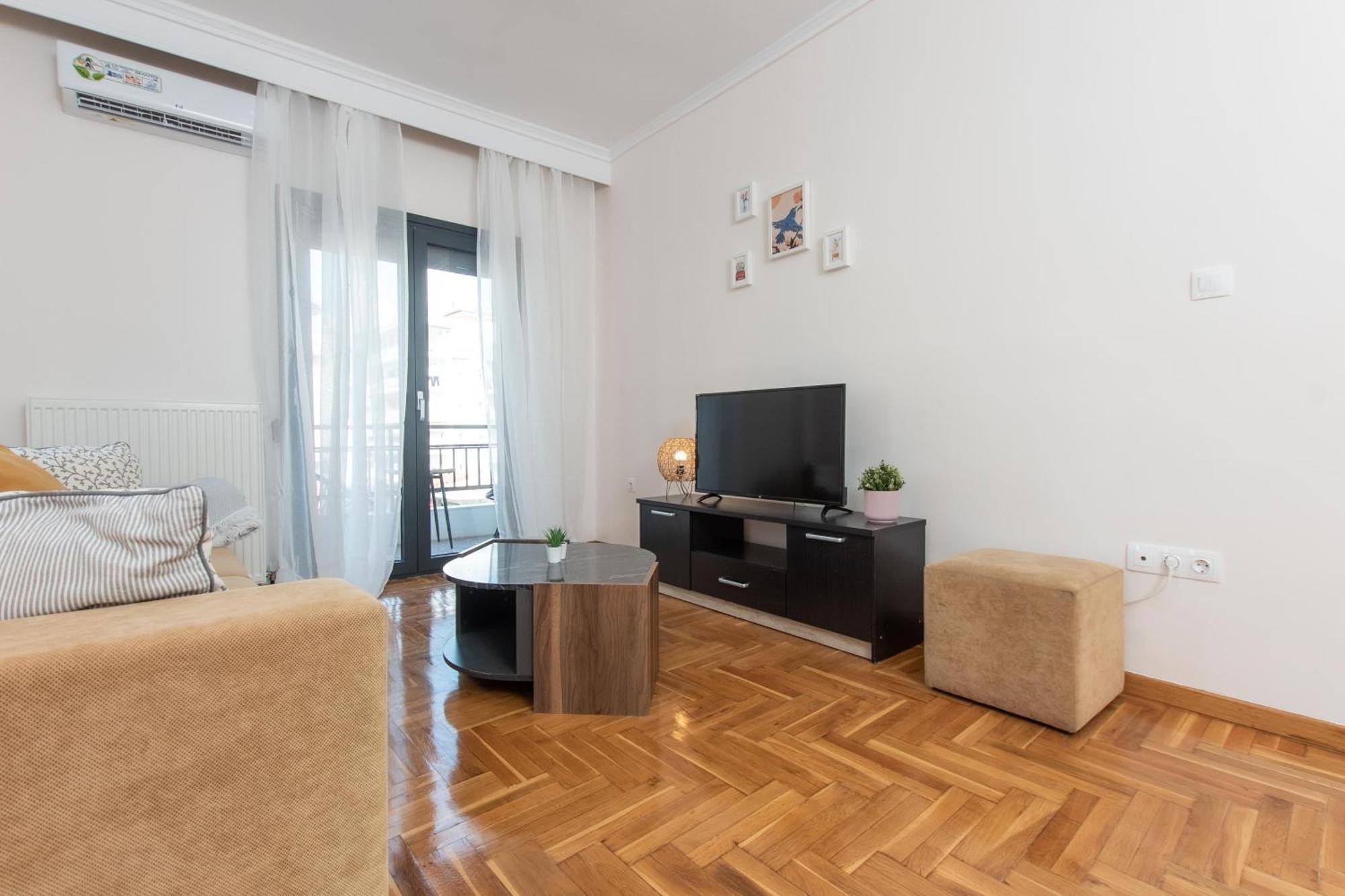 Houseloft Urban Retreat Apartment